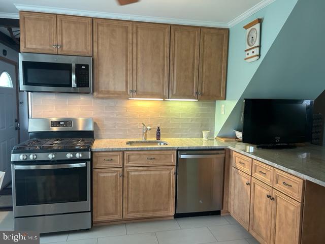 2836 Norcom Road Philadelphia, PA 19154 - Photo 4 of 43 Kitchen
