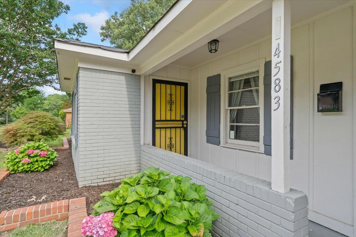 4583 East Dearing Road Memphis, TN 38117 - Photo 4 of 30 Gallery Image 4