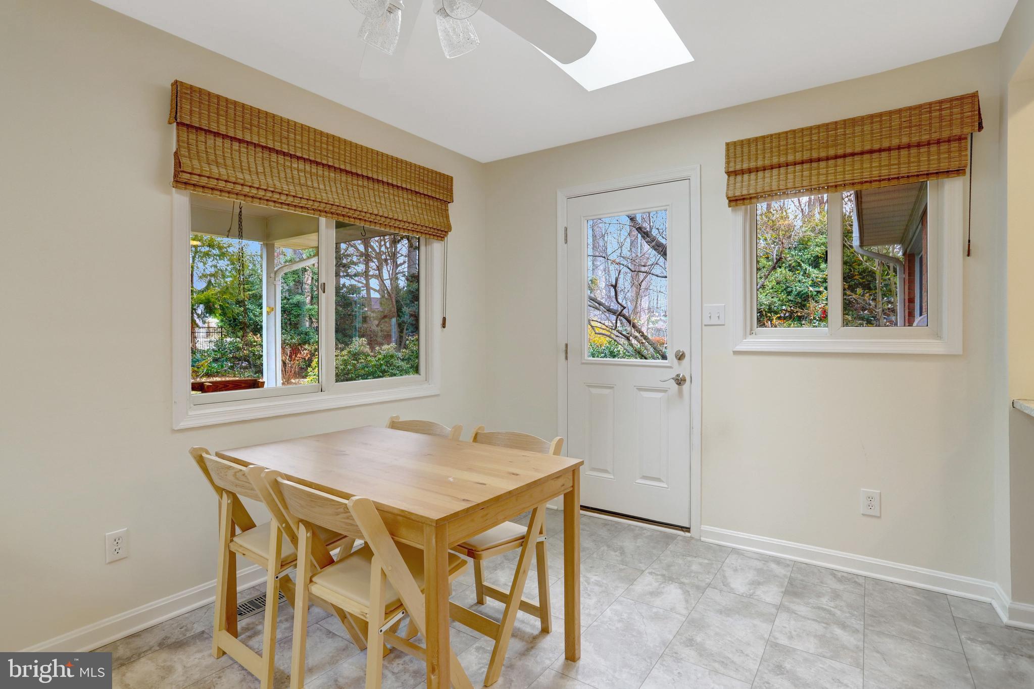 8816 Victoria Road Springfield, VA 22151 - Photo 15 of 76