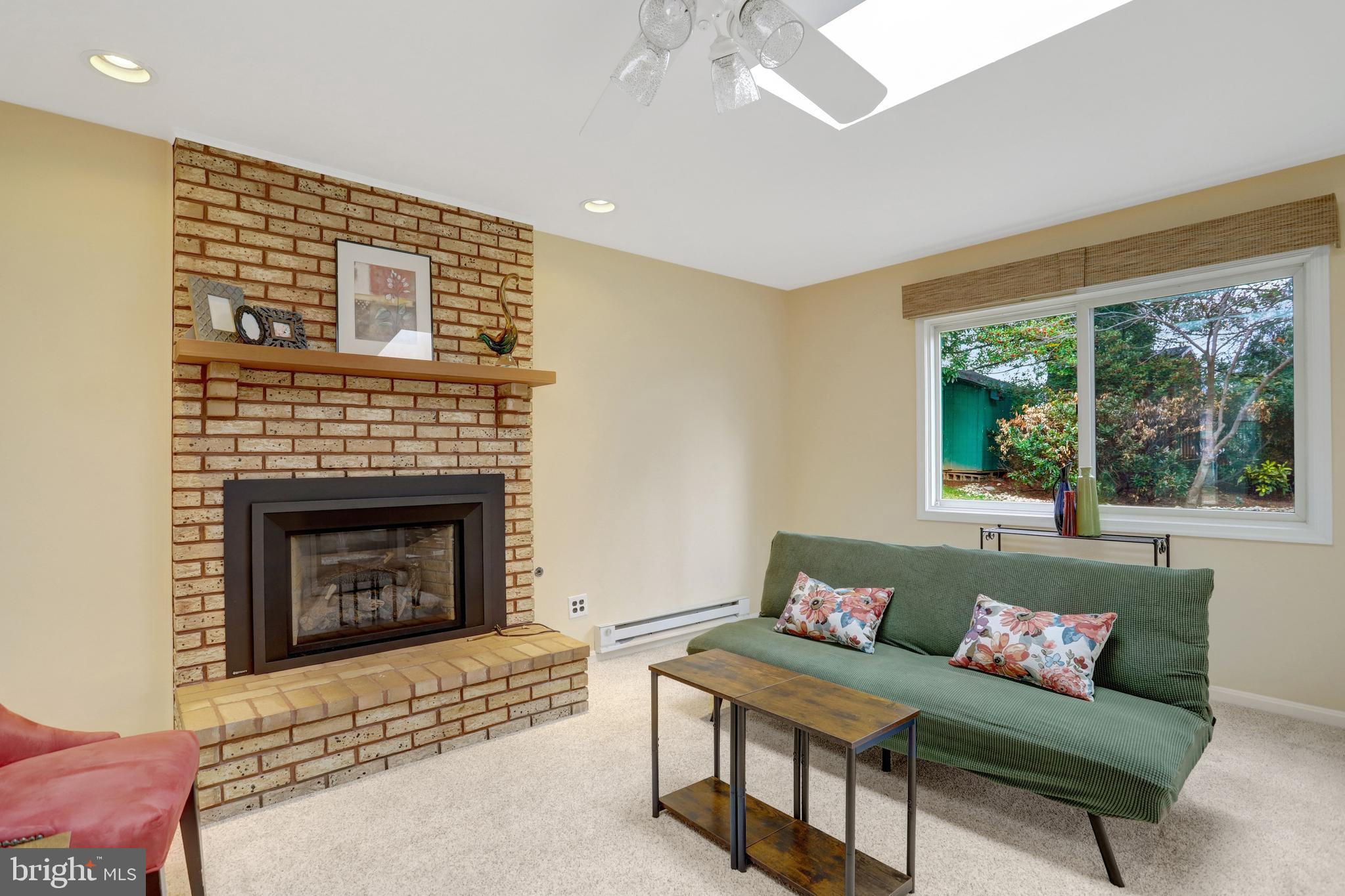 8816 Victoria Road Springfield, VA 22151 - Photo 22 of 76