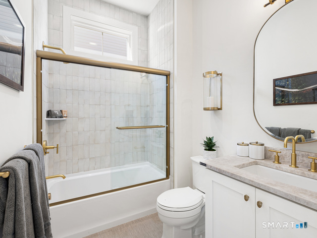 14 Holly Rdg Way, Unit 85 Danbury, CT 06810 - Photo 11 of 19