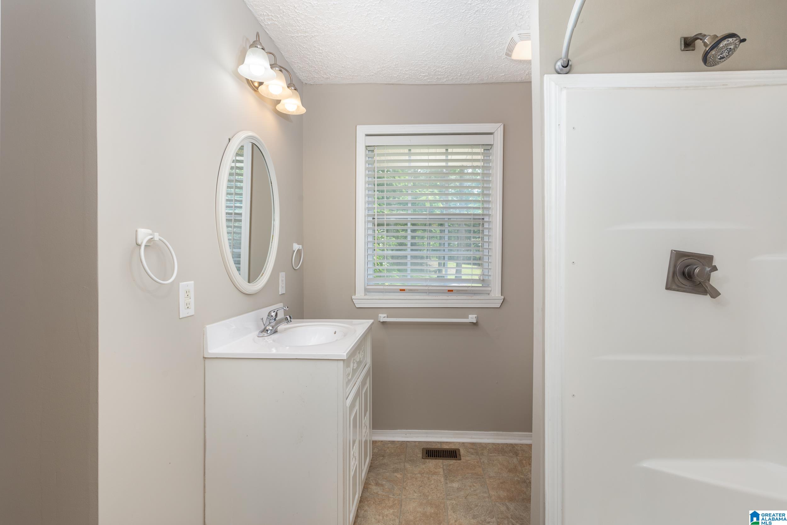 150 Colvard Drive Ohatchee, AL 36271 - Photo 19 of 34 Gallery Image 19