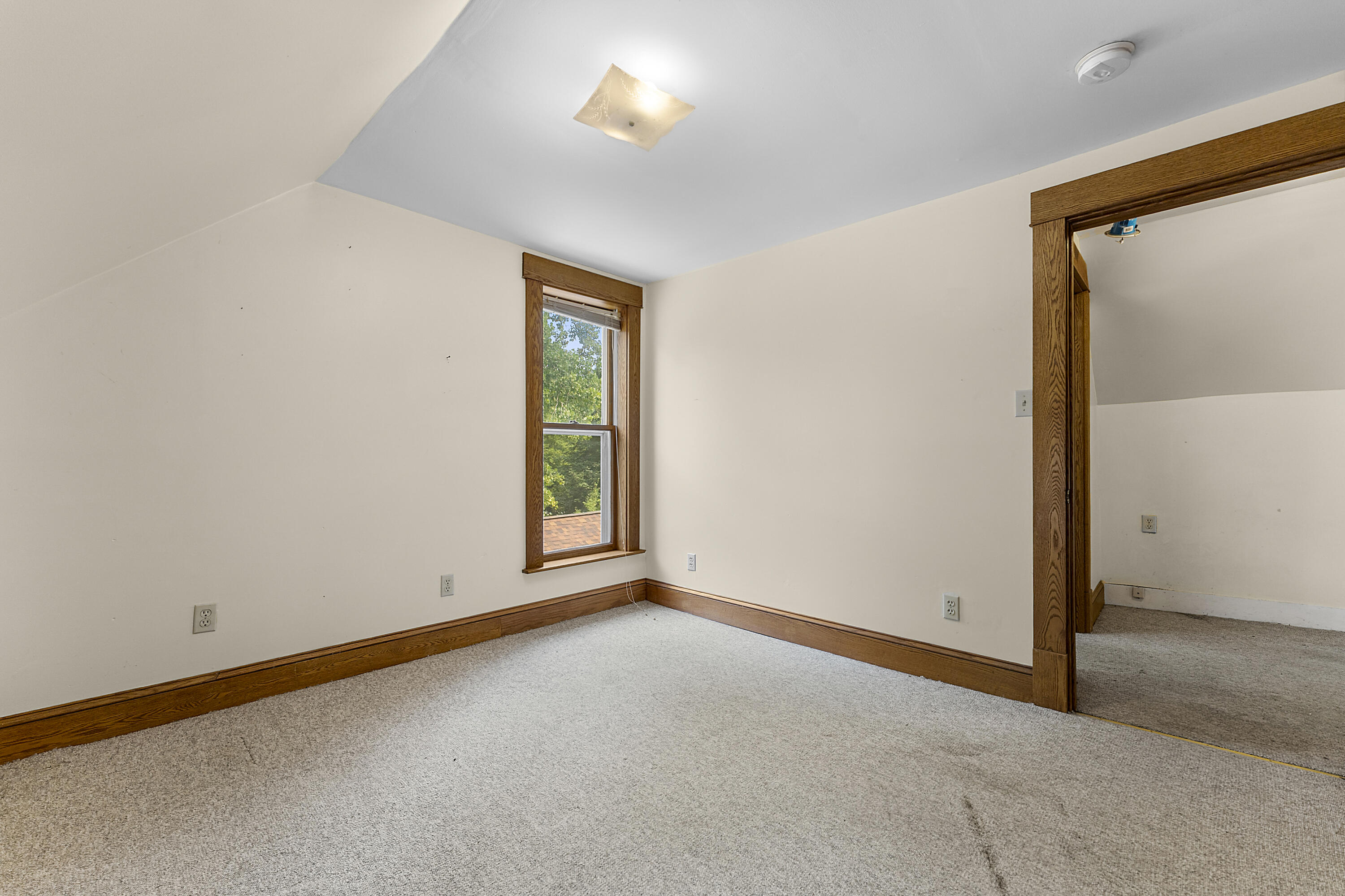 1016 East Vine Street Appleton, WI 54911 - Photo 25 of 46 049-1016EastVineStreet-Appleton-WI-54911