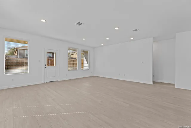 $295,000 | 2315 Fort Davis Pass, Marion, TX 78124