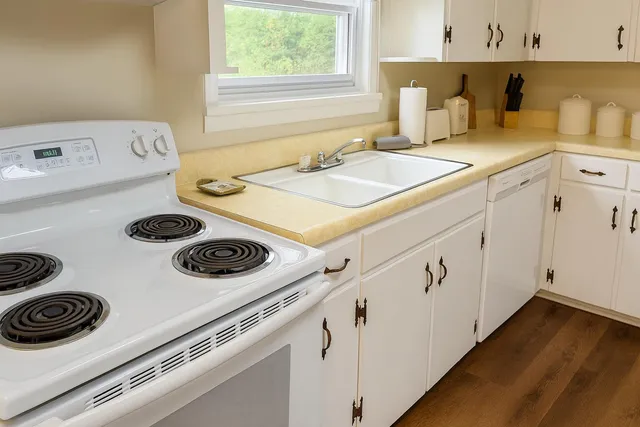 $340,000 | 31759 Highway 108, Gruetli Laager, TN 37339