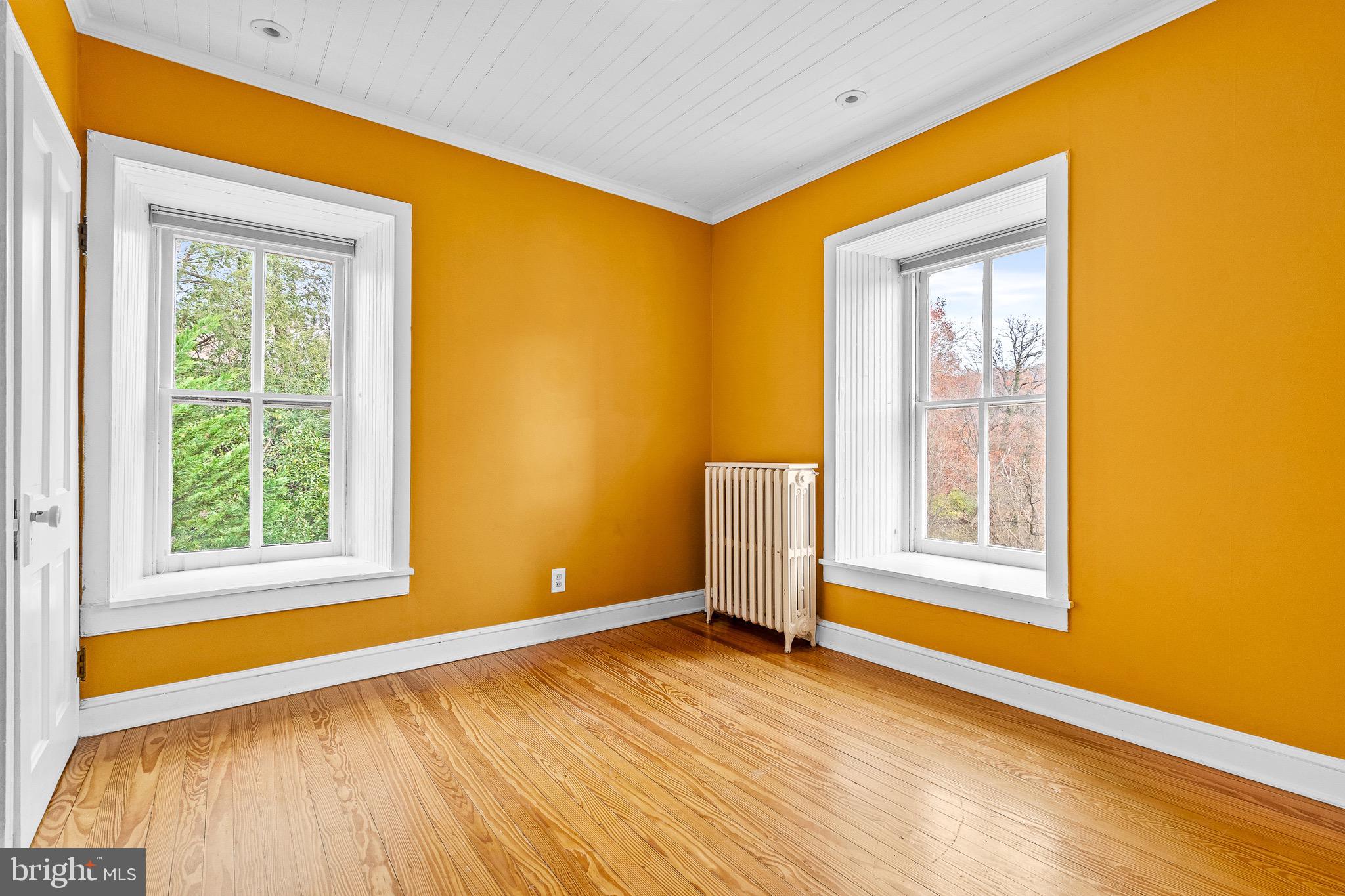2435 Pickwick Road Baltimore, MD 21207 - Photo 11 of 23