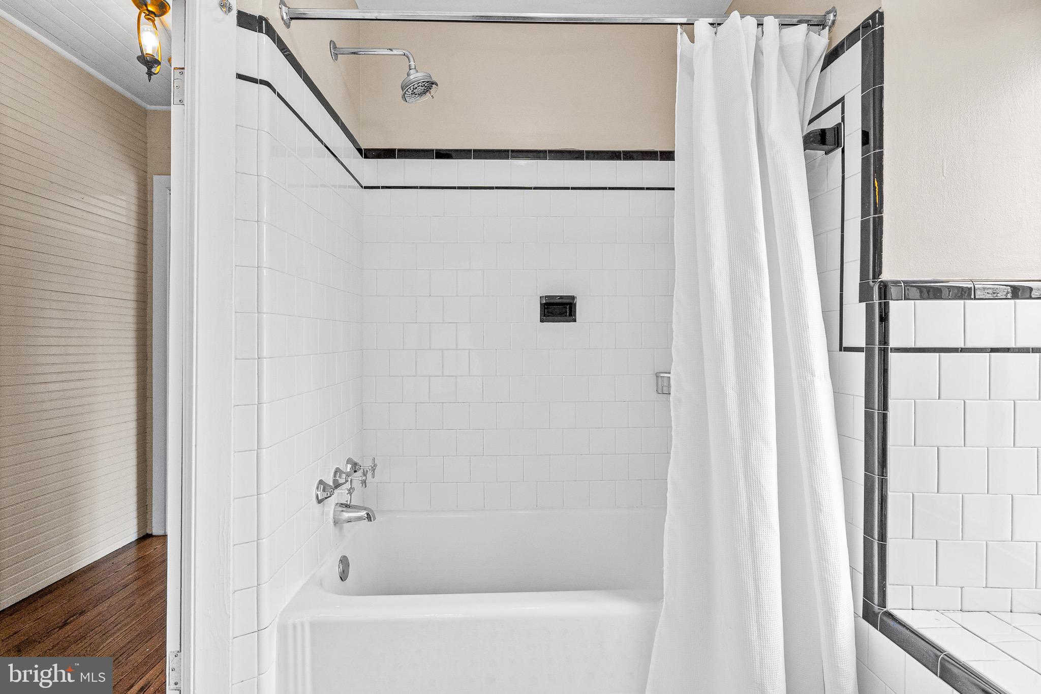 2435 Pickwick Road Baltimore, MD 21207 - Photo 14 of 23