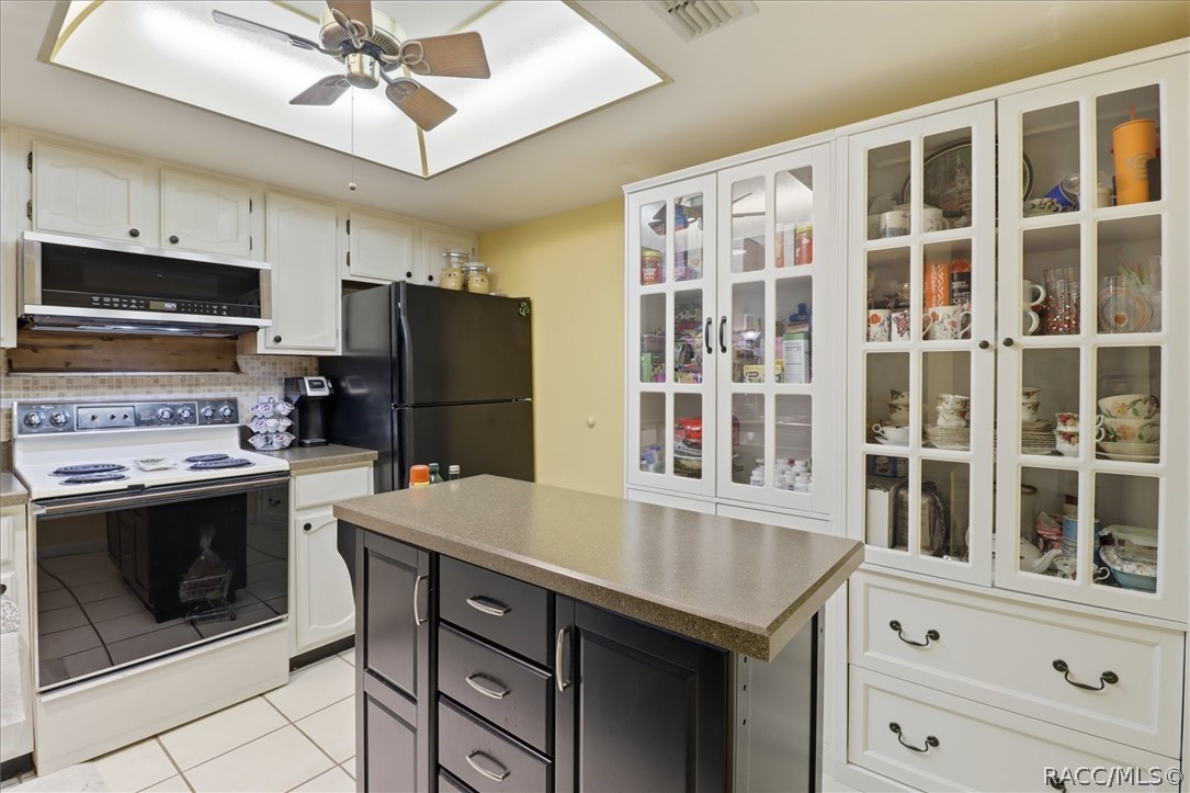 8324 West Earl Loop Homosassa, FL 34446 - Photo 14 of 36