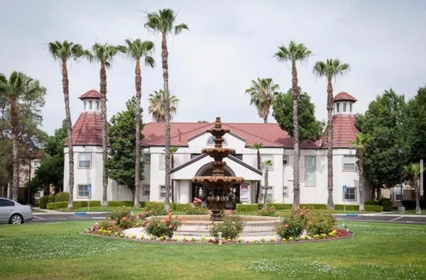 $315,000 | 8153 North Cedar Avenue, Unit 216, Fresno, CA 93720