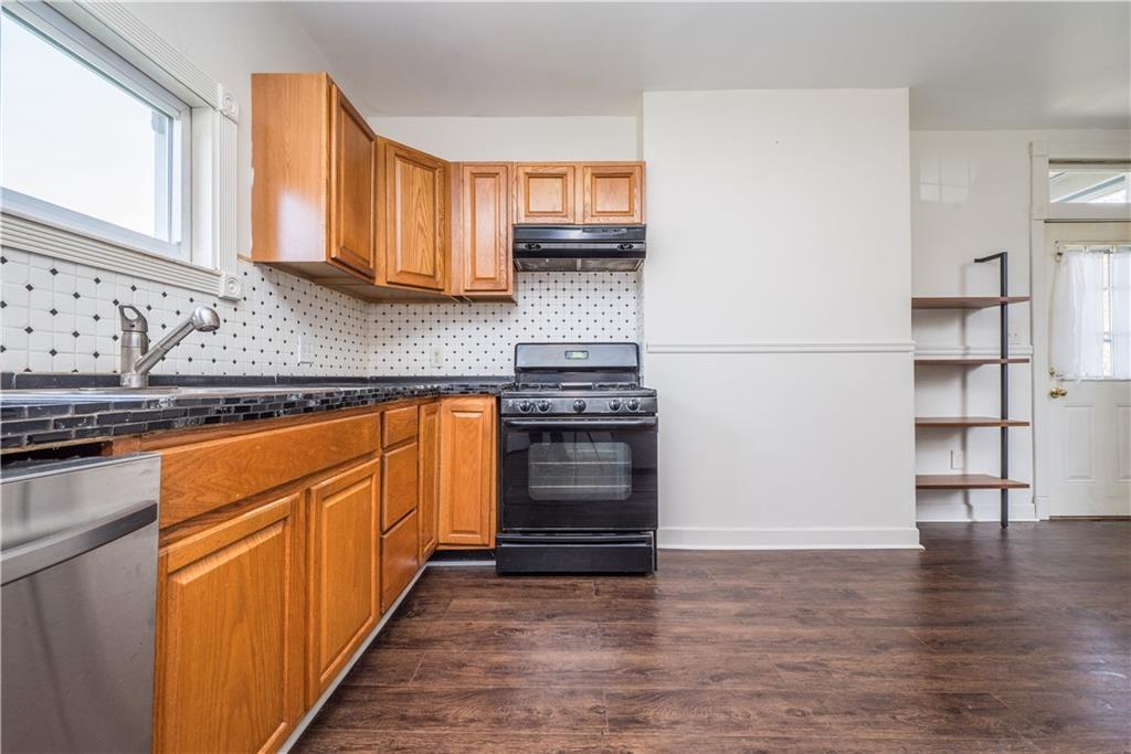 626 7th Street Pitcairn, PA 15140 - Photo 16 of 50