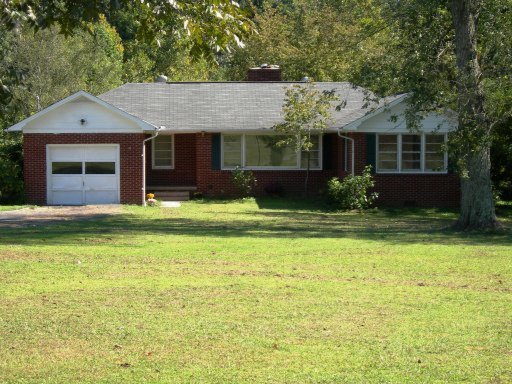 849 Ridgeview Drive Clinton, TN 37716 - Photo 1 of 1 Primary Photo