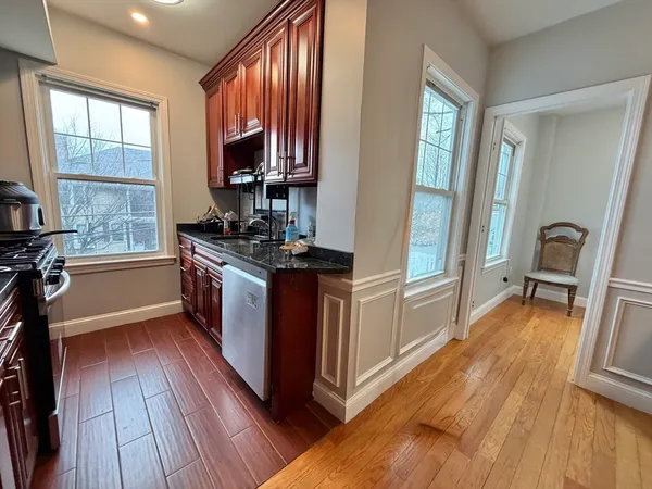 $4,500 | 786 Moody Street, Unit 1, Waltham, MA 02453