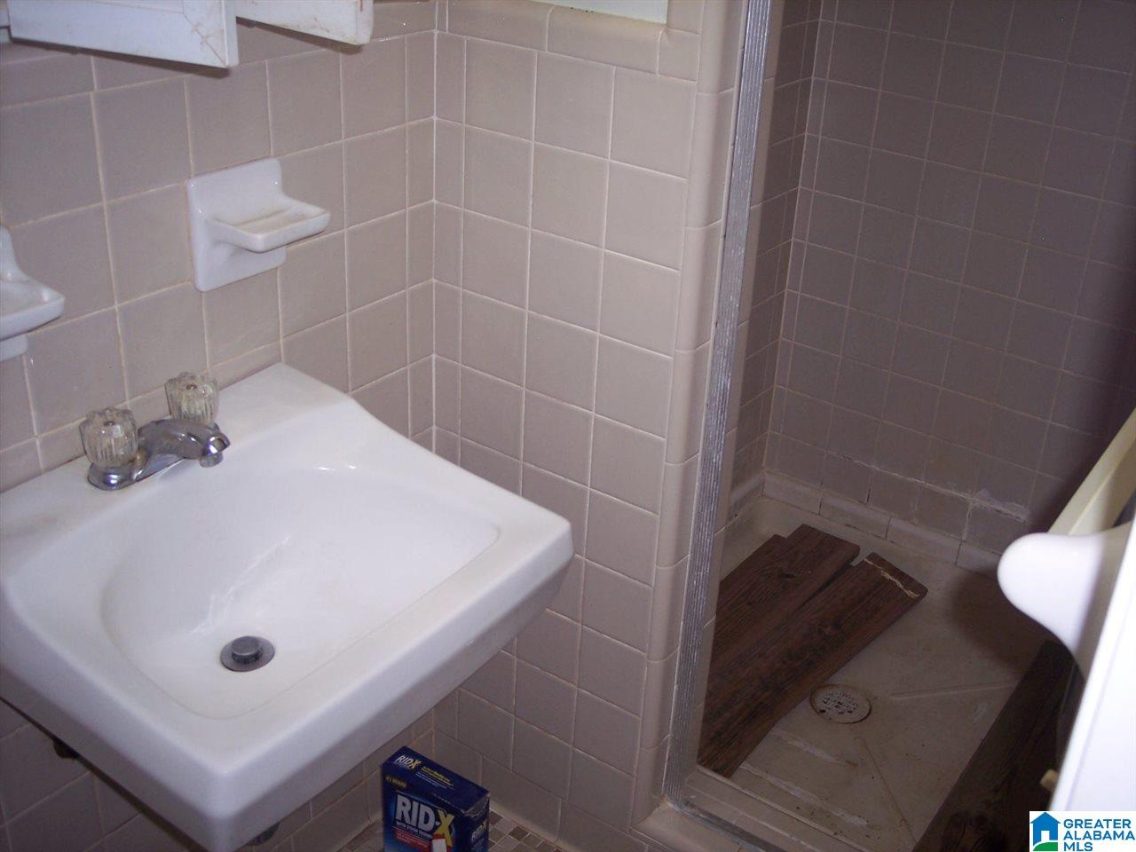 202 Adelaide Street Southwest Jacksonville, AL 36265 - Photo 12 of 22
