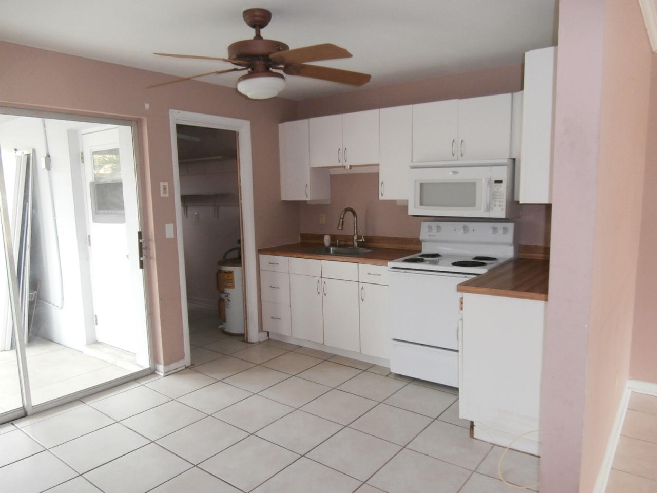 501 Robalo Court Stuart, FL 34996 - Photo 6 of 11 Kitchen