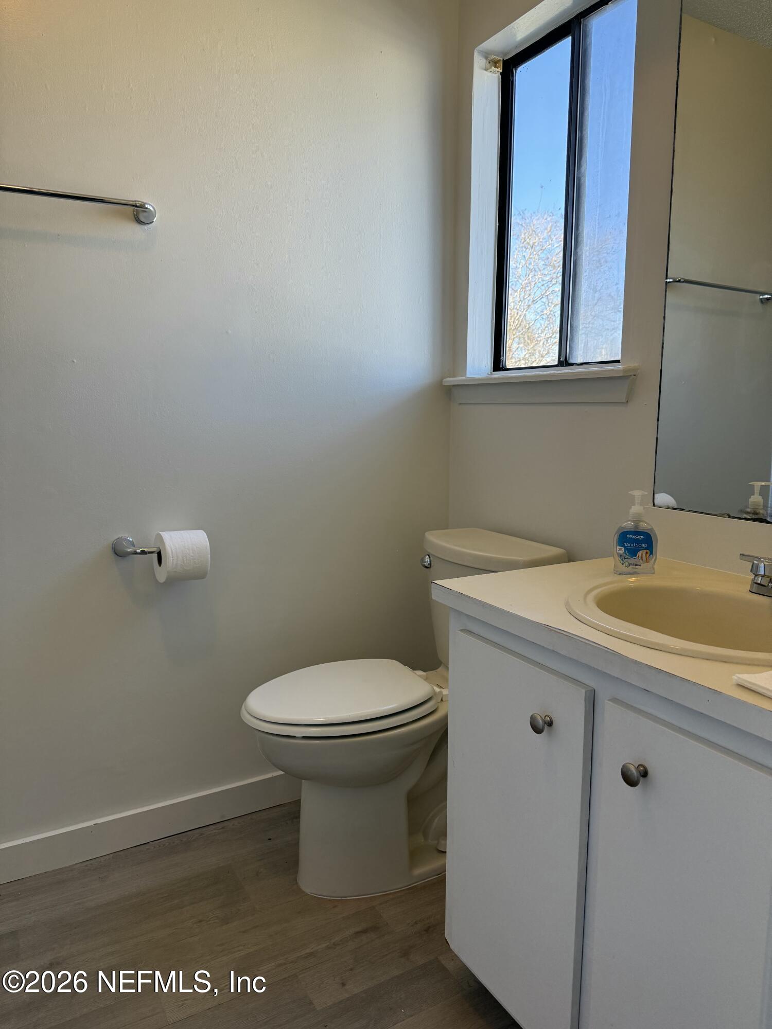 9360 Craven Road, Unit 806 Jacksonville, FL 32257 - Photo 13 of 31 IMG_2449