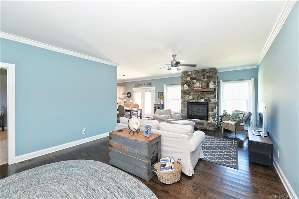 1716 St Marks Church Road Crouse, NC 28033 - Photo 5 of 46 Gallery Image 5