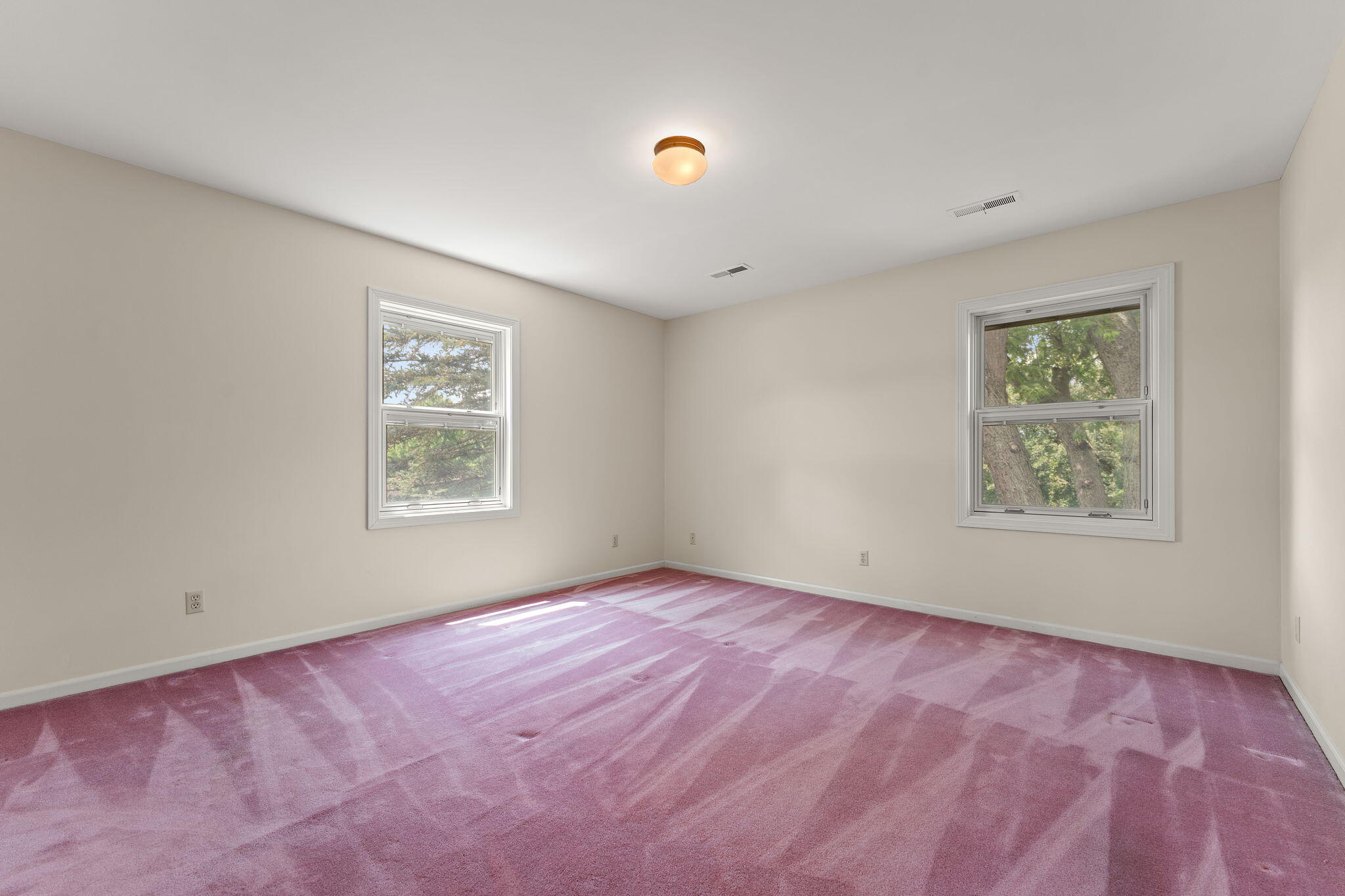 110 Wheatridge Road Valparaiso, IN 46385 - Photo 16 of 26 2048x1365