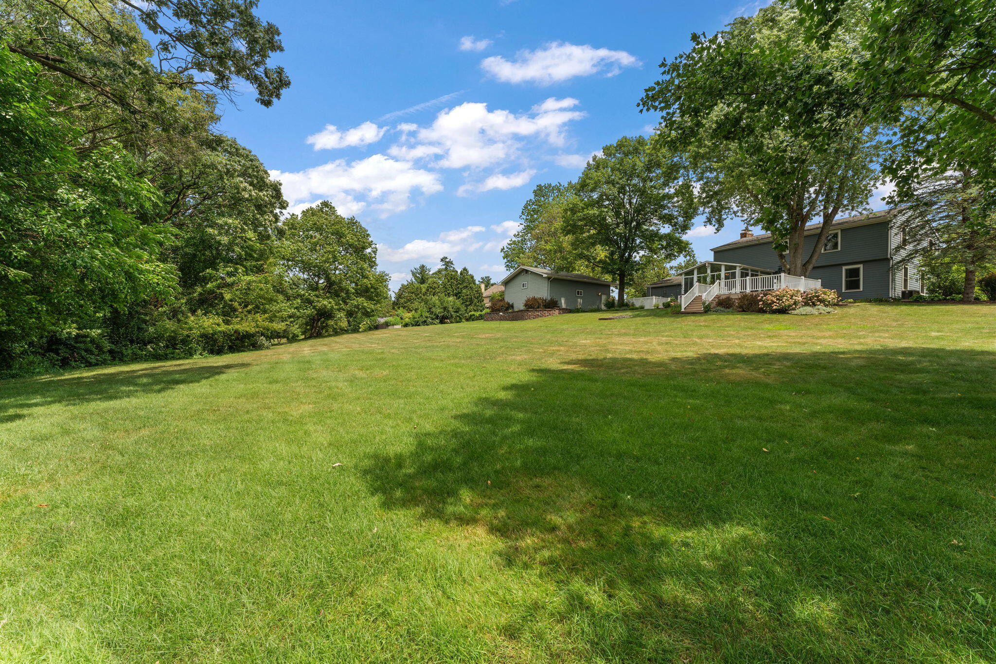 110 Wheatridge Road Valparaiso, IN 46385 - Photo 26 of 26 2048x1365