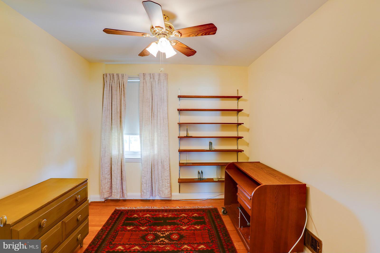 524 Academy Road Catonsville, MD 21228 - Photo 28 of 30 Bedroom