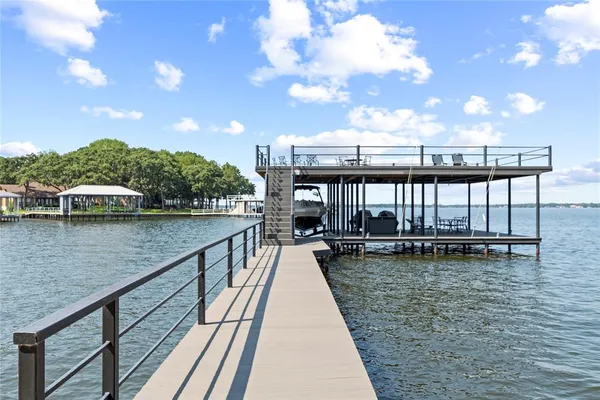 $1,690,000 | 636 Turner Drive, Trinidad, TX 75163