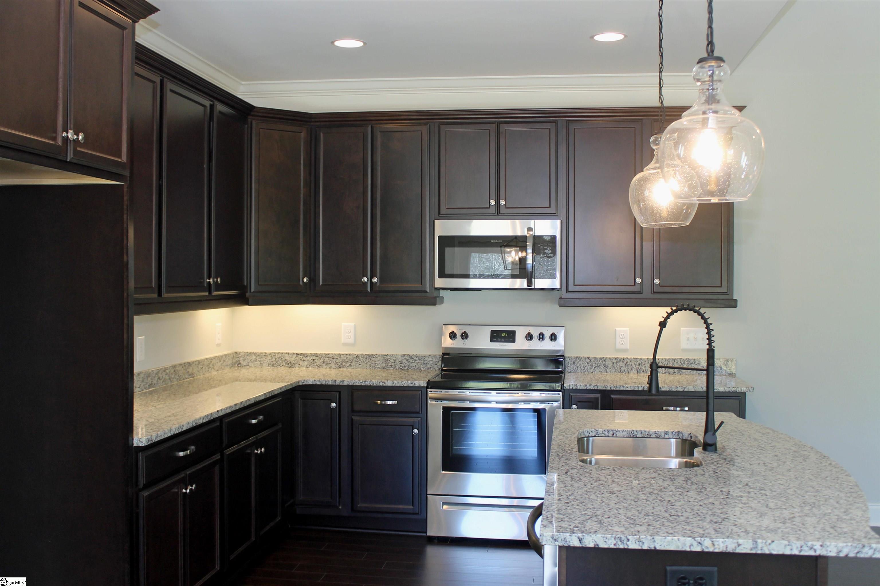 305 Palmetto Road Pelzer, SC 29669 - Photo 7 of 31