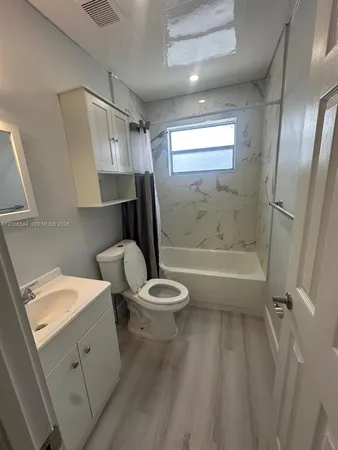 $2,500 | 1555 Northwest 34th Street, Unit 1555, Miami, FL 33142