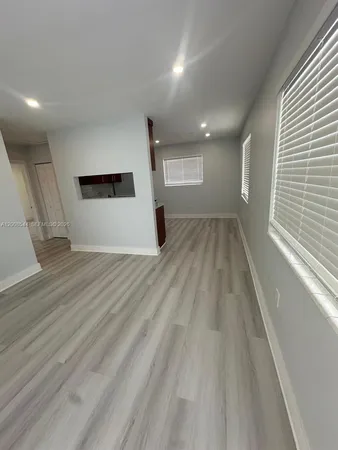 $2,500 | 1555 Northwest 34th Street, Unit 1555, Miami, FL 33142