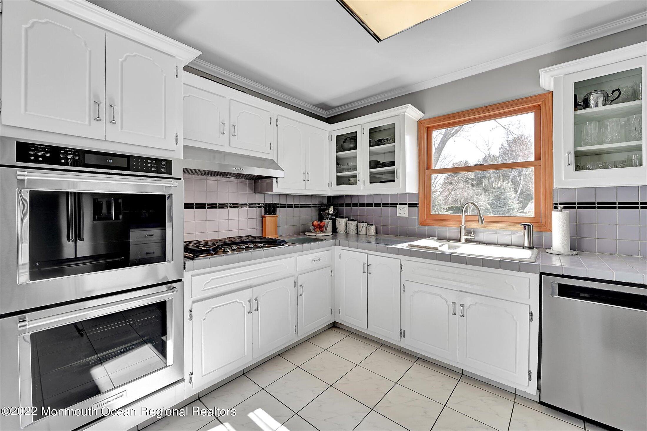 74 Old Post Road Freehold, NJ 07728 - Photo 21 of 45 22-GBA_7468