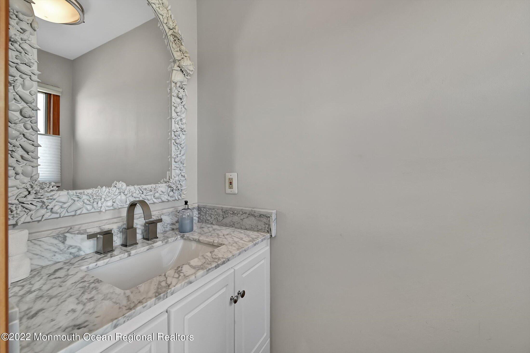 74 Old Post Road Freehold, NJ 07728 - Photo 24 of 45 25-GBA_7480