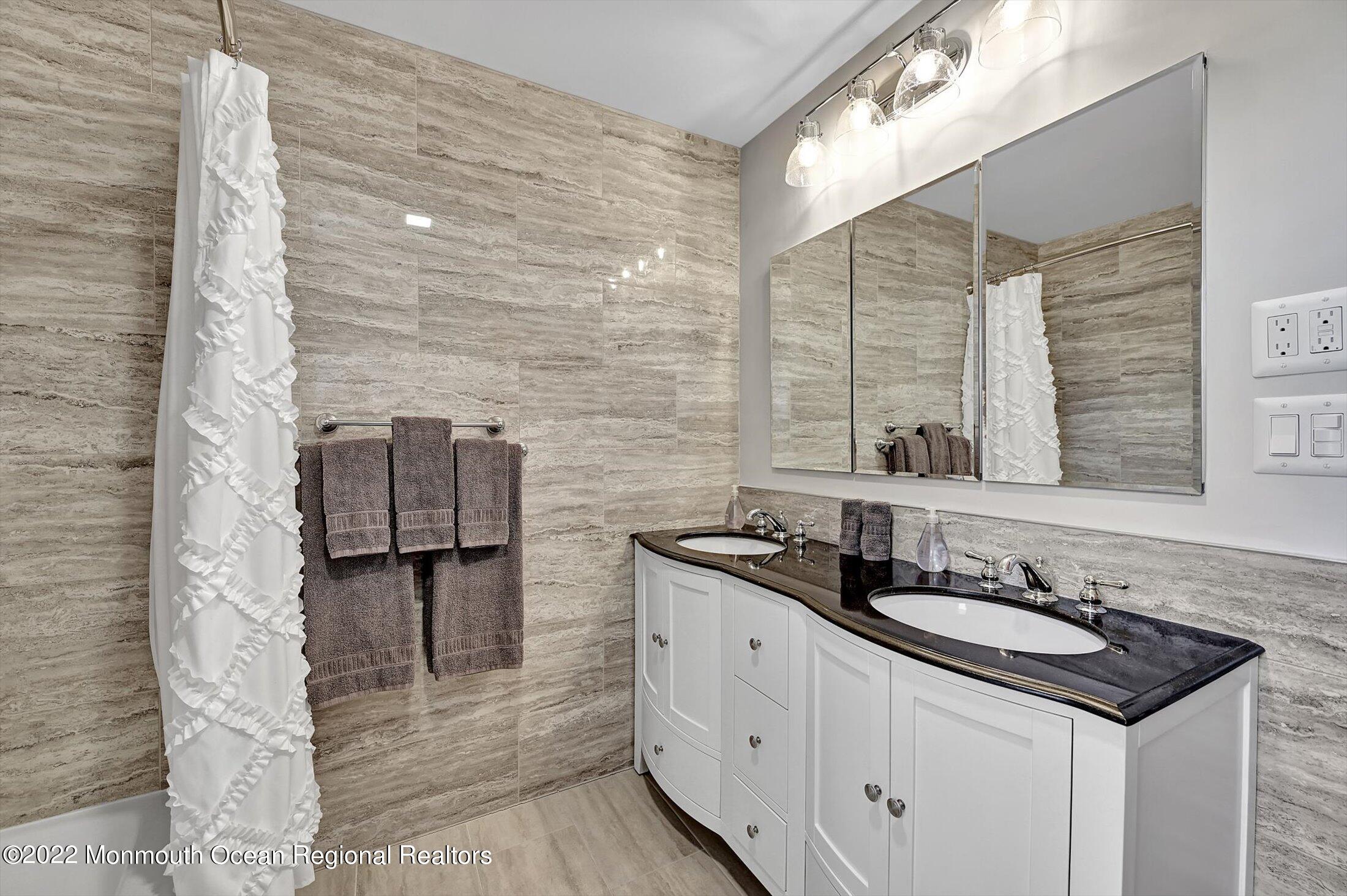 74 Old Post Road Freehold, NJ 07728 - Photo 26 of 45 28-GBA_7489