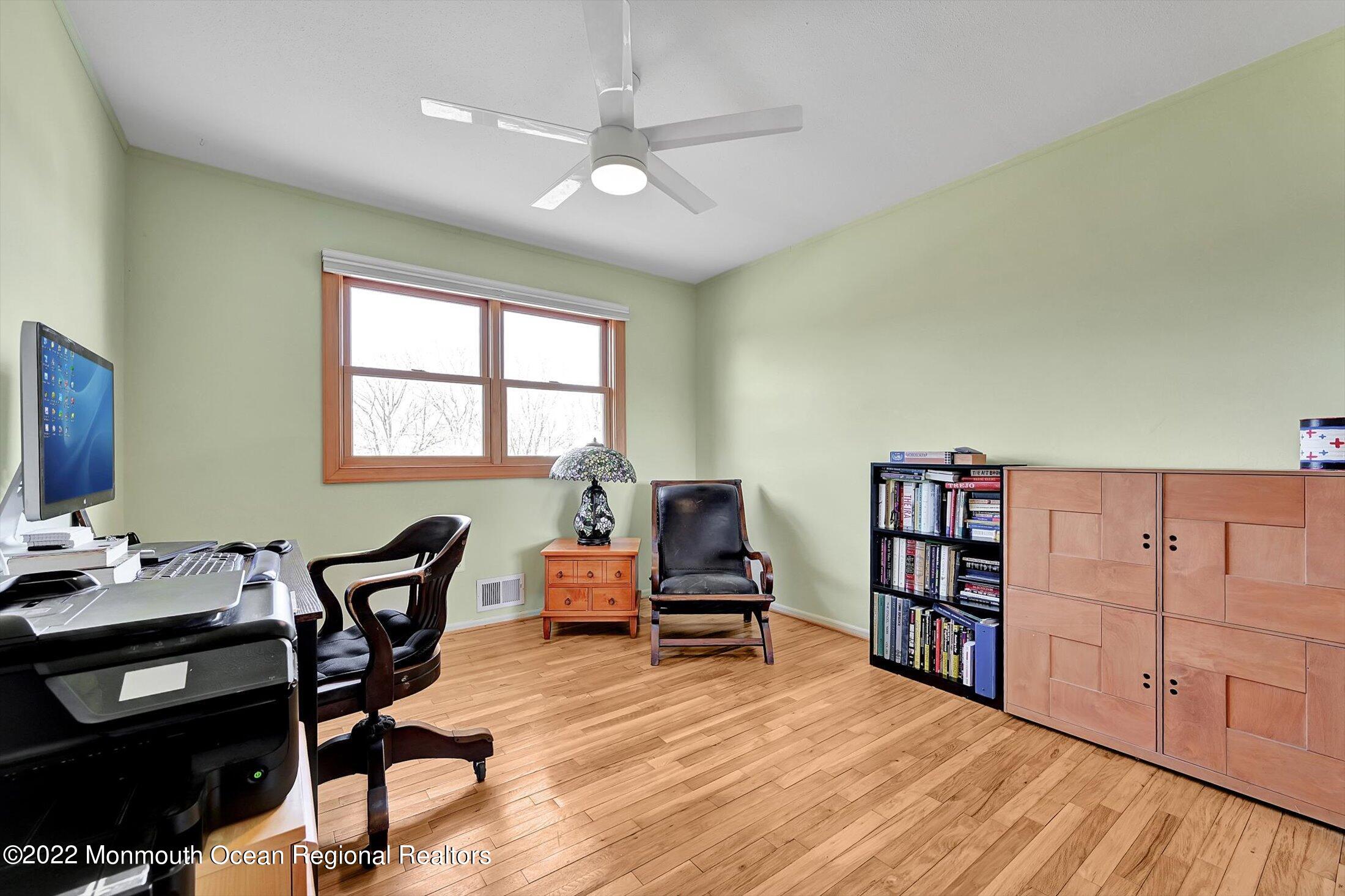 74 Old Post Road Freehold, NJ 07728 - Photo 34 of 45 29-GBA_7498