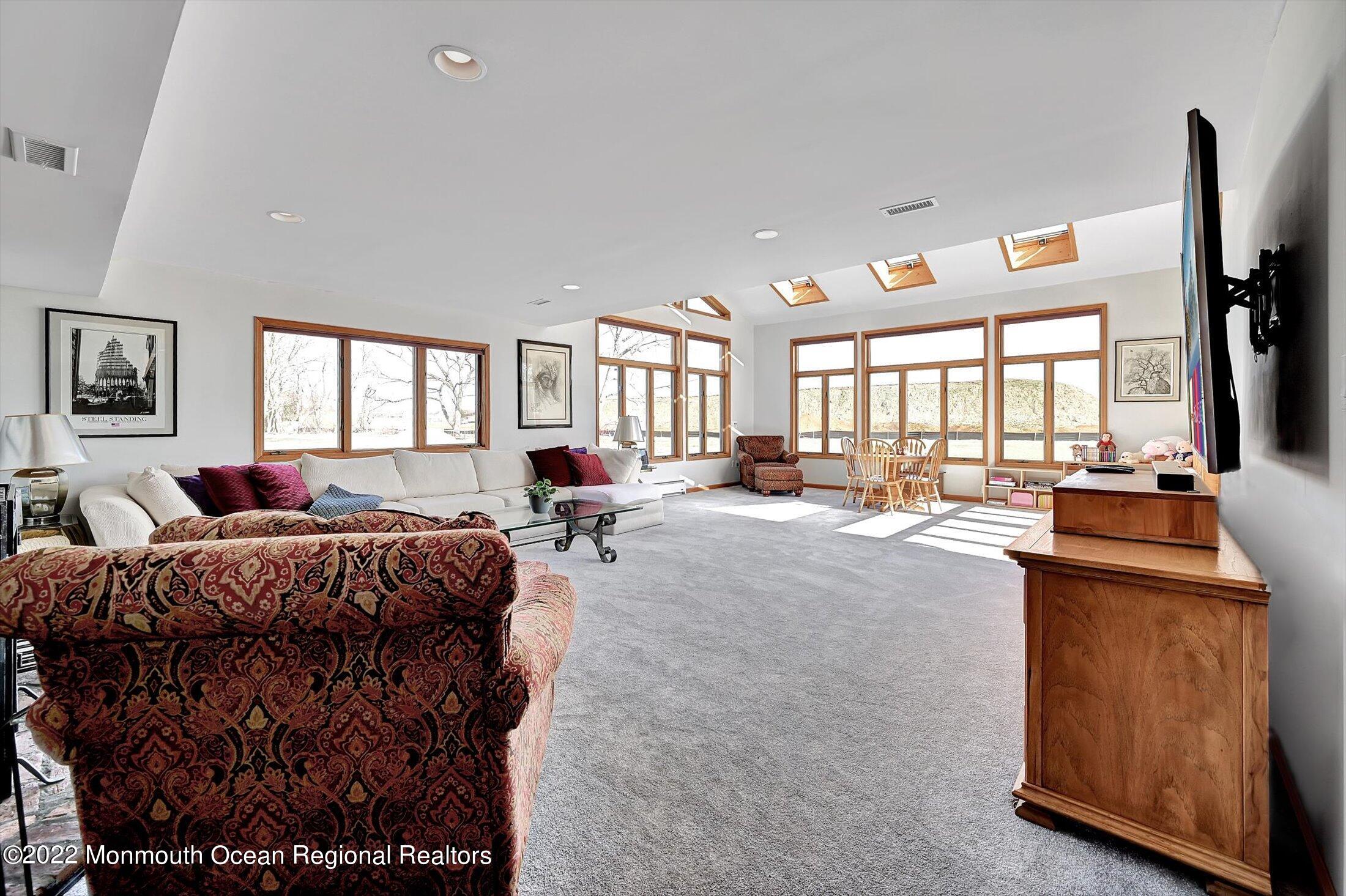 74 Old Post Road Freehold, NJ 07728 - Photo 5 of 45 05-GBA_7369