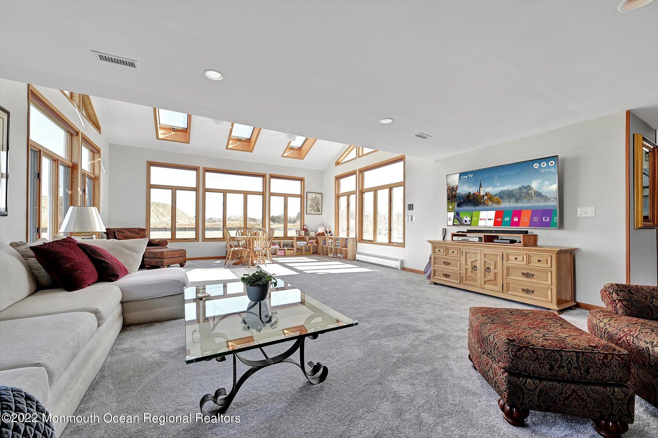 74 Old Post Road Freehold, NJ 07728 - Photo 7 of 45 07-GBA_7393