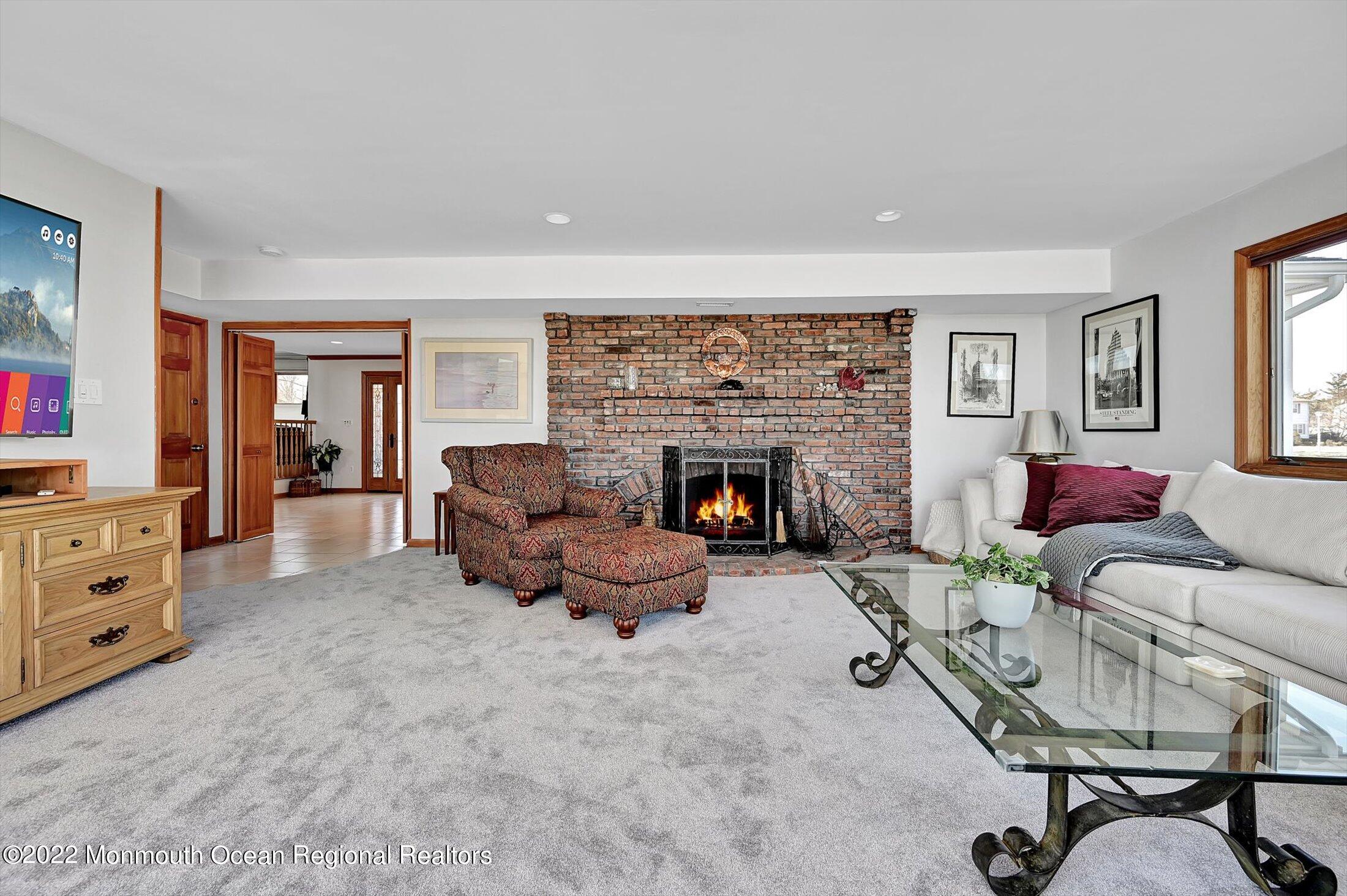 74 Old Post Road Freehold, NJ 07728 - Photo 10 of 45 11-GBA_7390