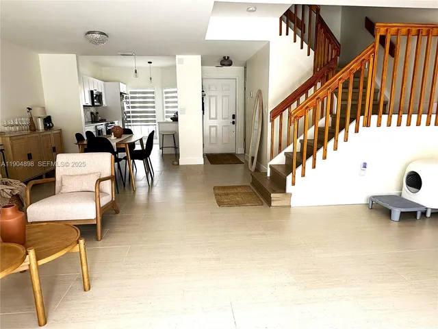 $3,000 | 14305 Southwest 57th Lane, Unit 78, Miami, FL 33183