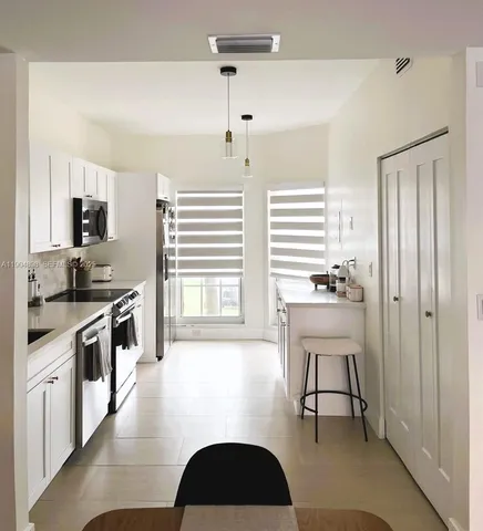 $3,000 | 14305 Southwest 57th Lane, Unit 78, Miami, FL 33183