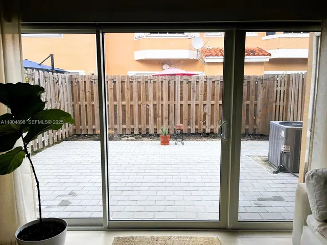 $3,000 | 14305 Southwest 57th Lane, Unit 78, Miami, FL 33183