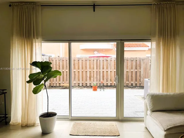 $3,000 | 14305 Southwest 57th Lane, Unit 78, Miami, FL 33183