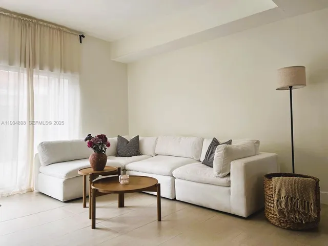 $3,000 | 14305 Southwest 57th Lane, Unit 78, Miami, FL 33183