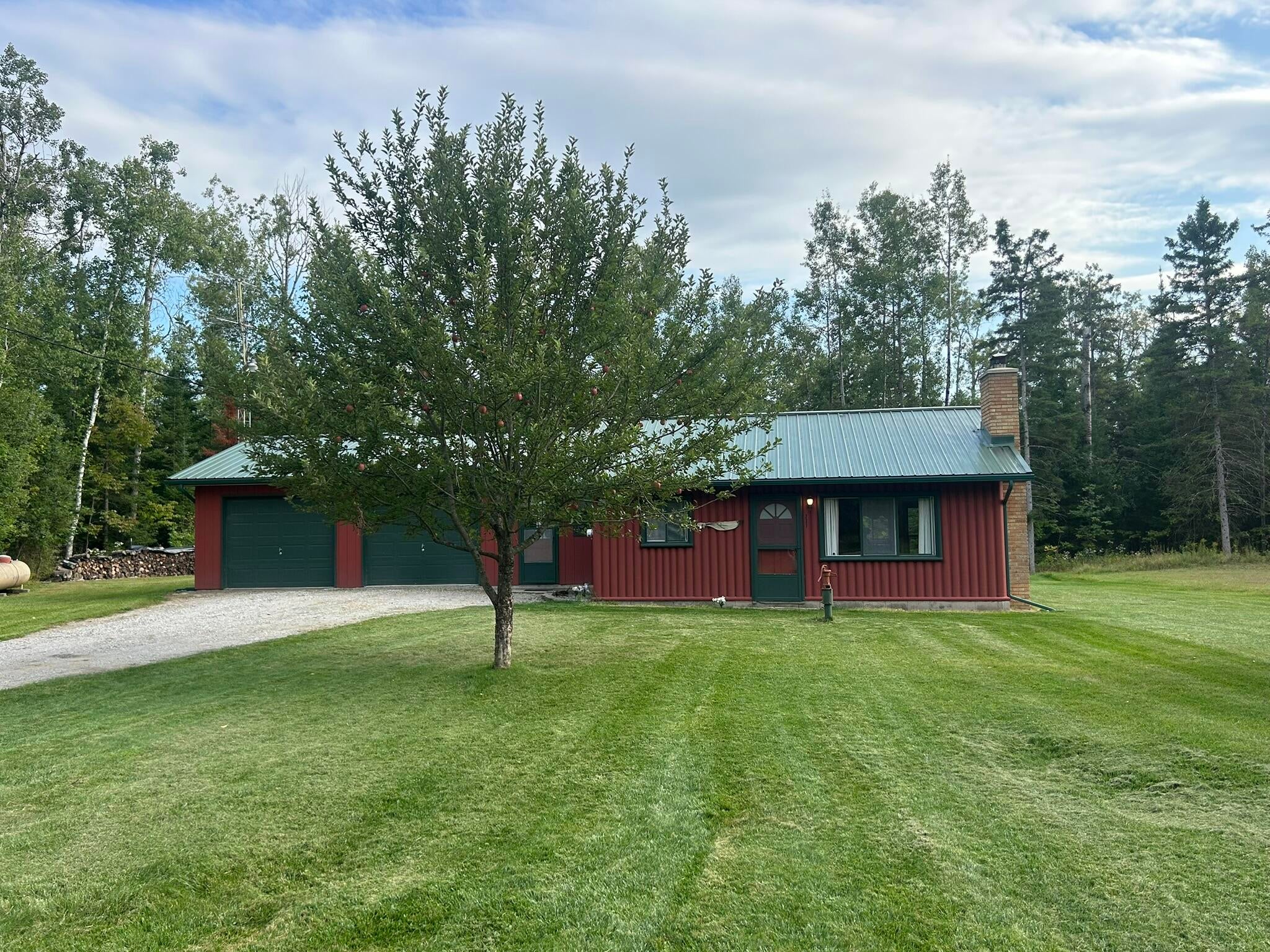 237 Hawks Street Lachine, MI 49753 - Photo 29 of 31 IMG_5122