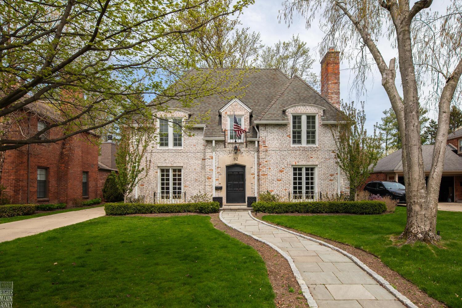 92 Moran Road Grosse Pointe, MI 48236 - Photo 36 of 54 50172882-af2252d3-ec16-4c2b-922b-15a2125bc57d.JPG