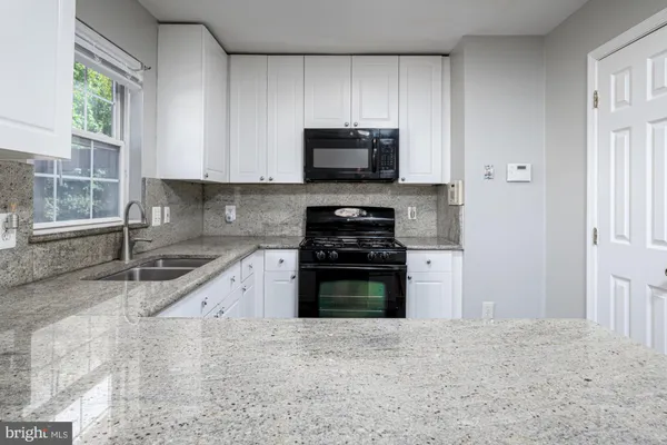 $2,600 | 105 Brenwick Court, Stafford, VA 22554