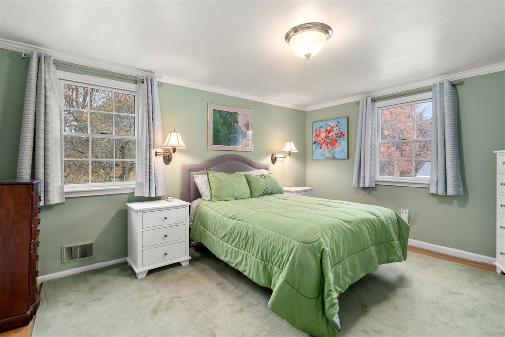 41 Berkeley Road Framingham, MA 01701 - Photo 14 of 36 Gallery Image 14