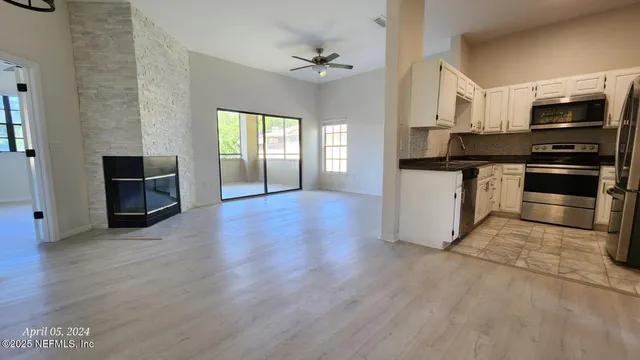 $212,999 | 10150 Belle Rive Boulevard, Unit 2406, Jacksonville, FL 32256