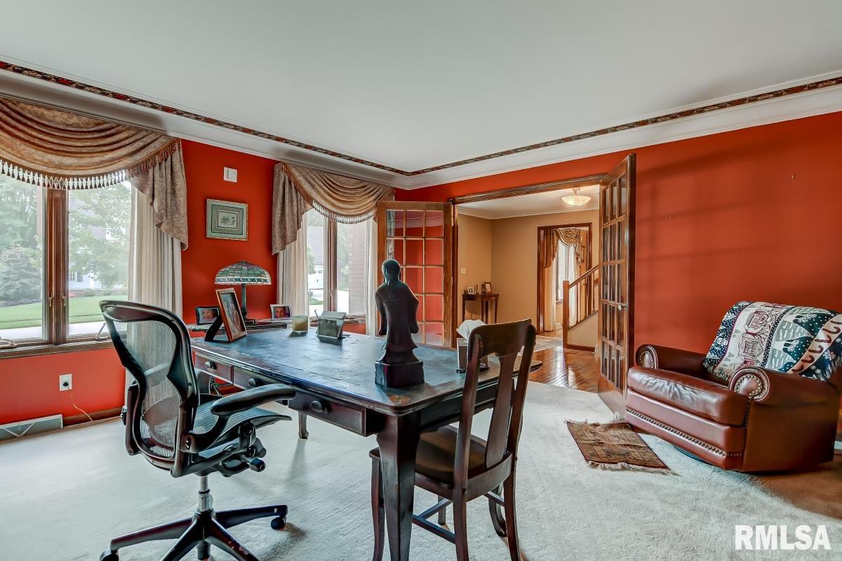 2009 Oak Creek Road Springfield, IL 62704 - Photo 23 of 50 Gallery Image 23