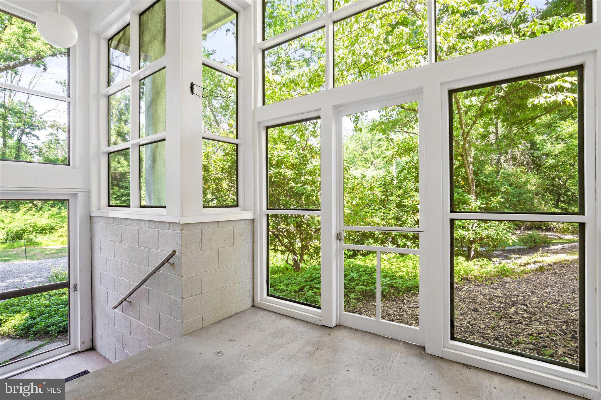 913 Mercer Road Princeton, NJ 08540 - Photo 36 of 47 Breezeway