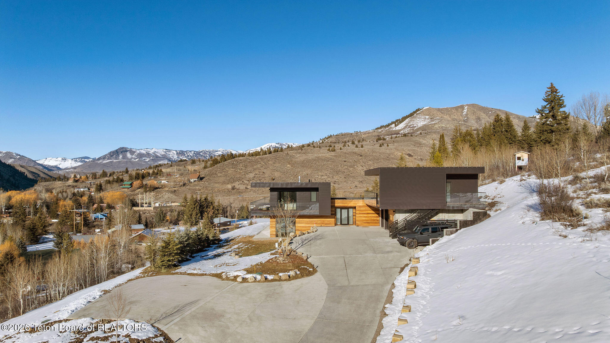 11330 Hoback Junction South Road Jackson, WY 83001 - Photo 16 of 57 Heated Driveway!