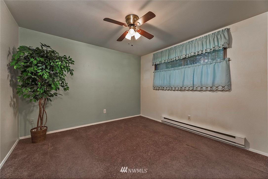 12110 Yoman Road Anderson Island, WA 98303 - Photo 14 of 30