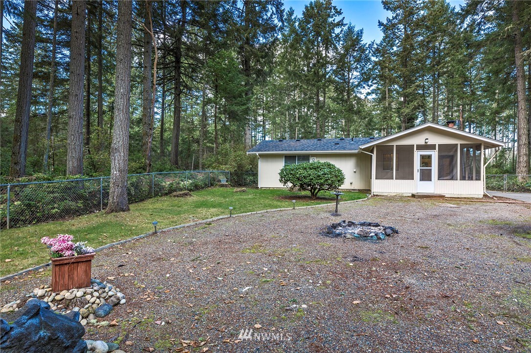 12110 Yoman Road Anderson Island, WA 98303 - Photo 27 of 30