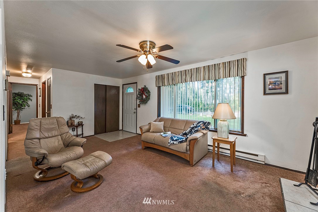 12110 Yoman Road Anderson Island, WA 98303 - Photo 7 of 30